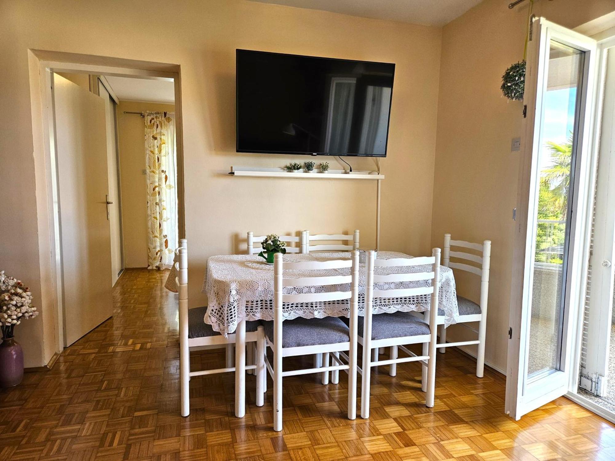 Apartments Mirko Malinska Luaran gambar